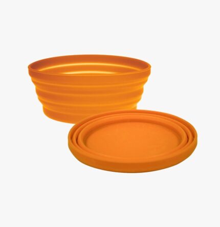 KX-WARE Plastic Plates Set of 8 - Unbreakable and Reusable 9.875 inches Dinner Plates, Red Color | Dishwasher Safe, BPA Free